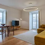 Stunning Apartment In Heart Of Lisbon By Lovelystay